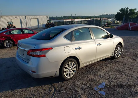 2014 Nissan Sentra S z USA, uszkodzony, nr VIN 3N1AB7AP4EL677973